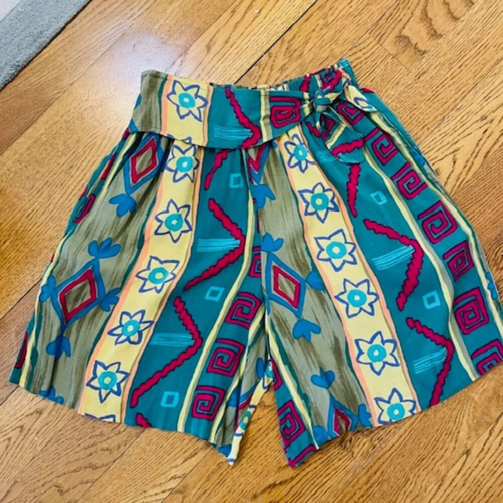 Vintage 80's Neiman Marcus Abstract Safari Style Flowy Shorts Small - Picture 6 of 6